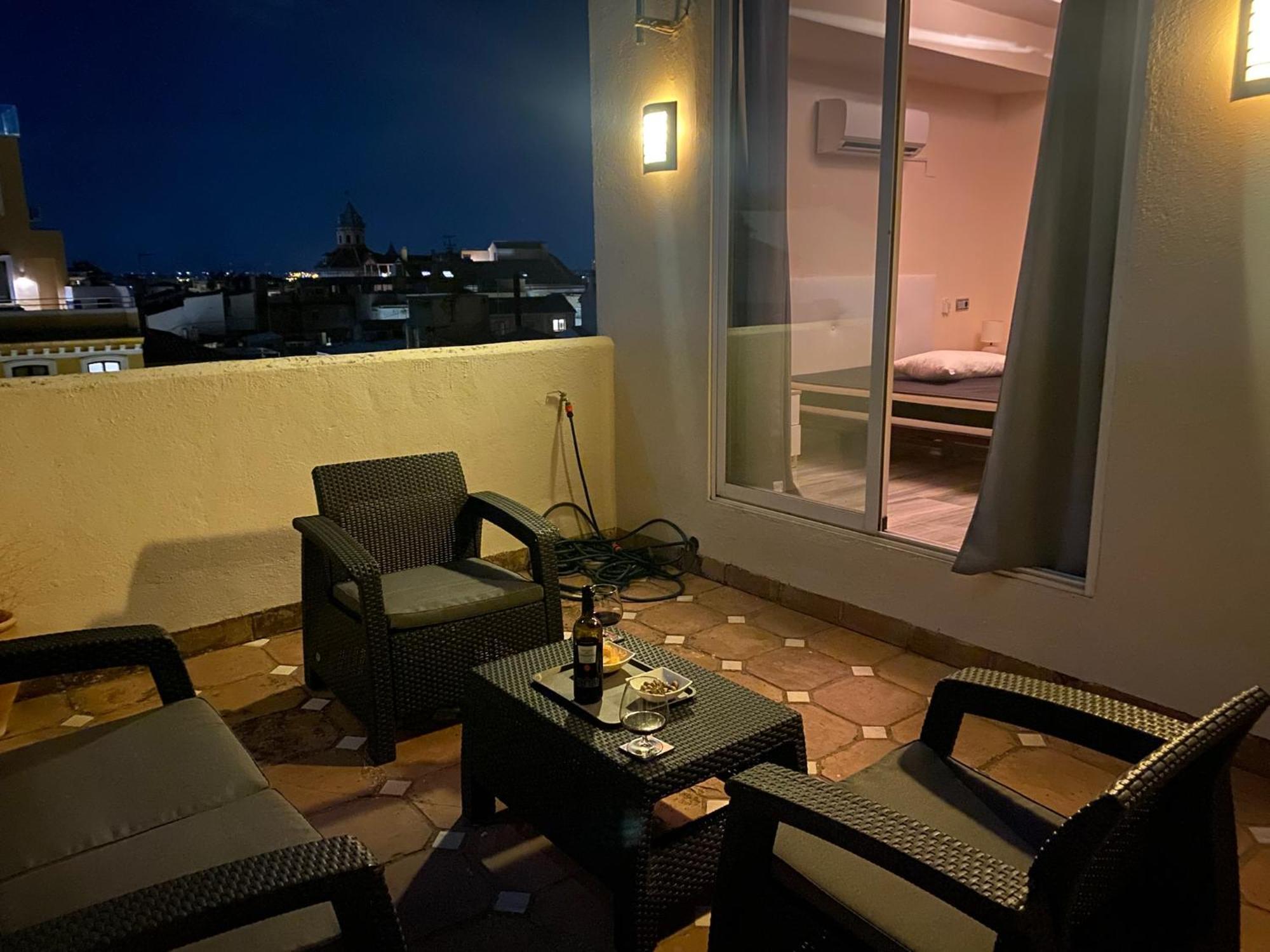 شقة Atico Con Vistas En Granada Centro المظهر الخارجي الصورة