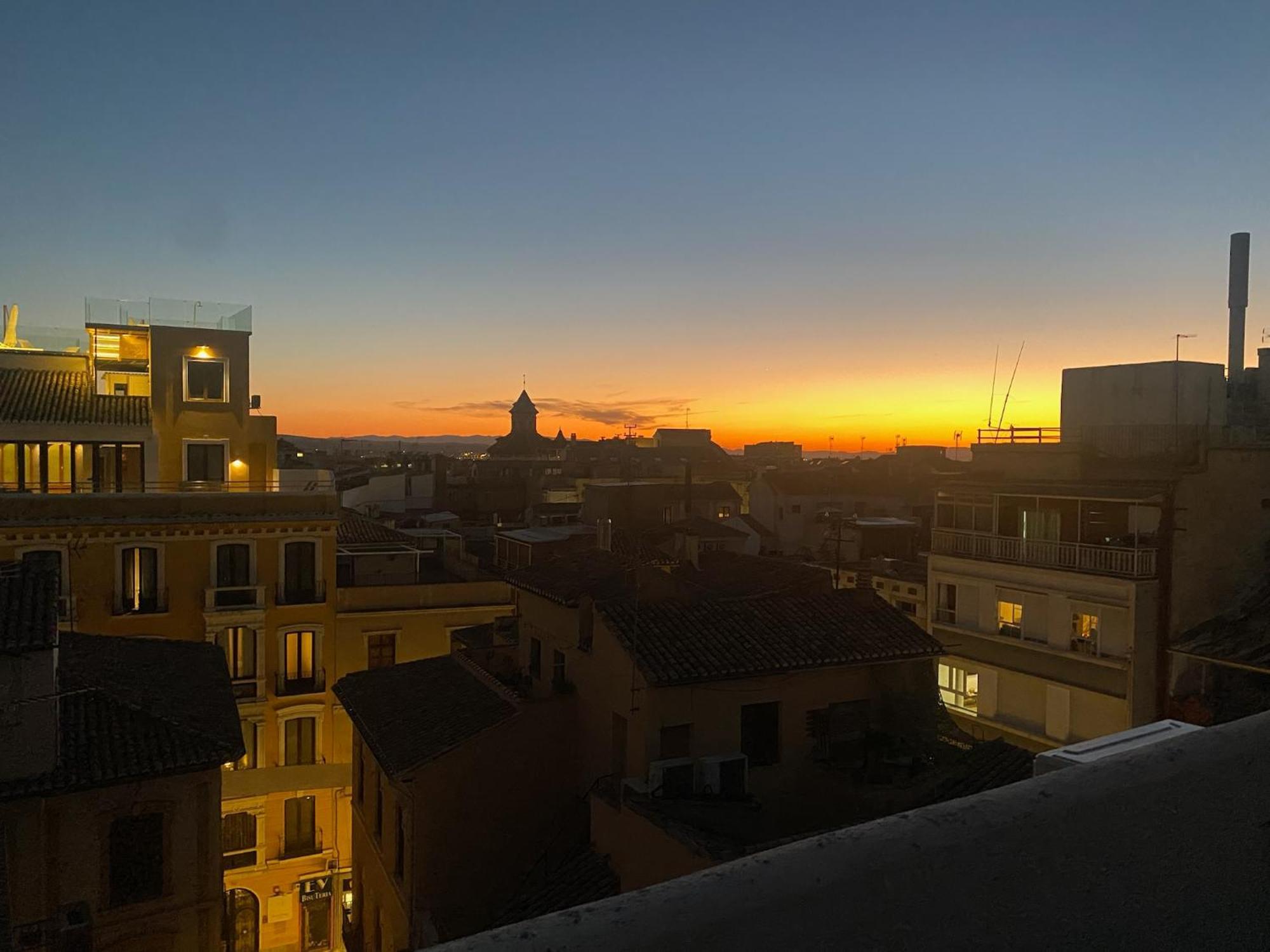 شقة Atico Con Vistas En Granada Centro المظهر الخارجي الصورة