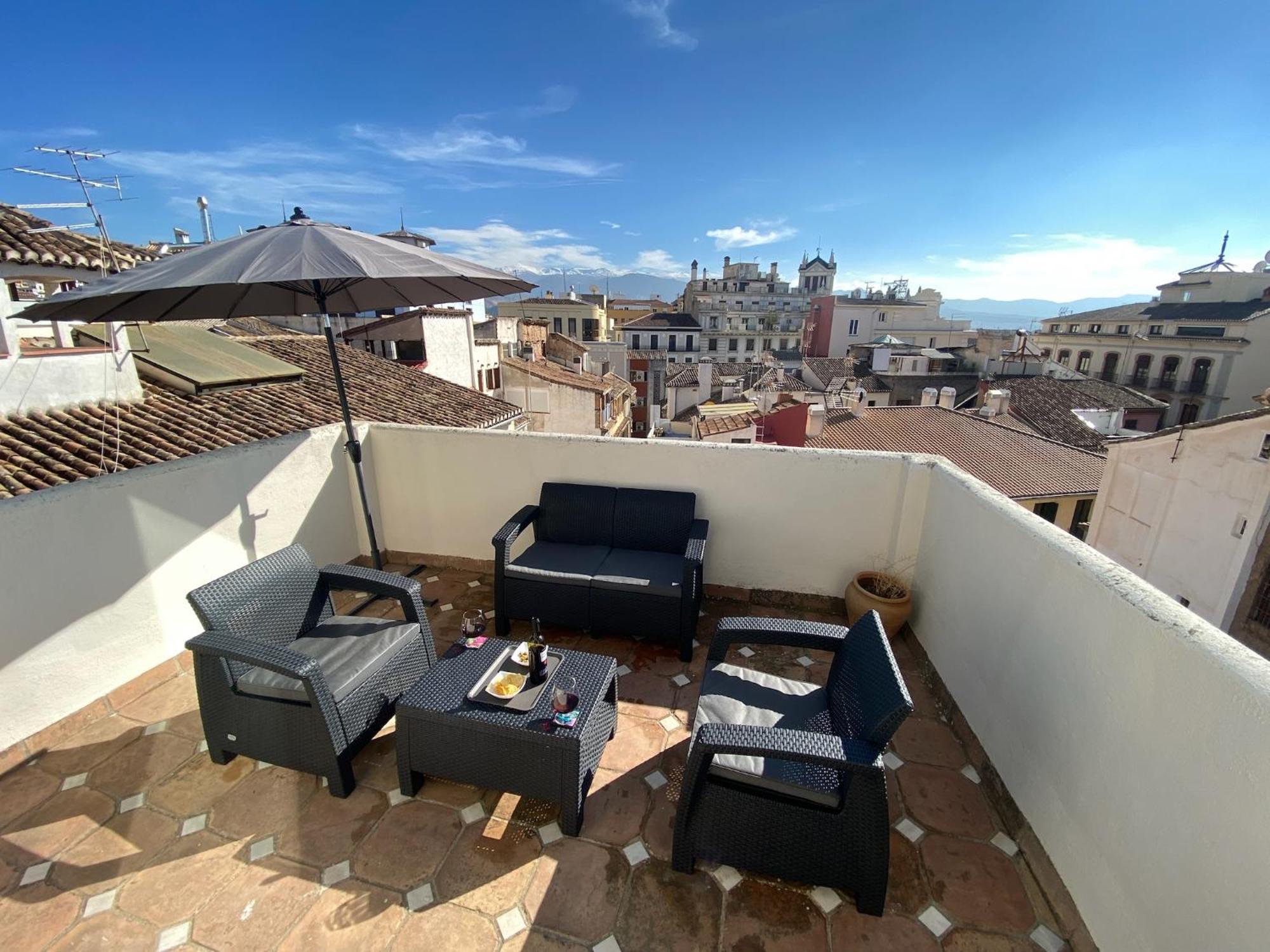 شقة Atico Con Vistas En Granada Centro المظهر الخارجي الصورة
