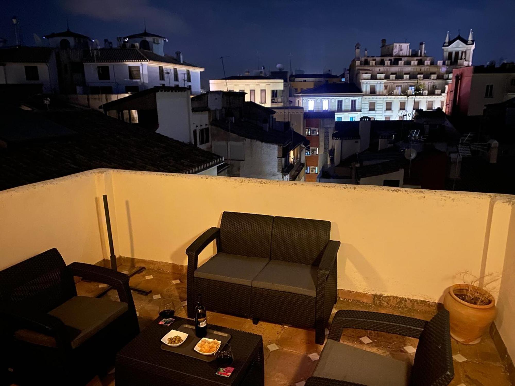 شقة Atico Con Vistas En Granada Centro المظهر الخارجي الصورة
